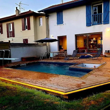 Maison Avec Piscine Et Jacuzzi Vakantiehuis *