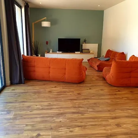 Vakantiehuis Maison Avec Piscine Et Jacuzzi