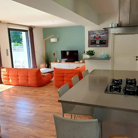 Vakantiehuis Maison Avec Piscine Et Jacuzzi